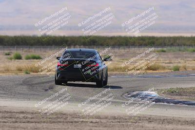 media/Oct-04-2025-OnGrid (Sat) [[44bd565ffa]]/Purple Group/Grapevine/